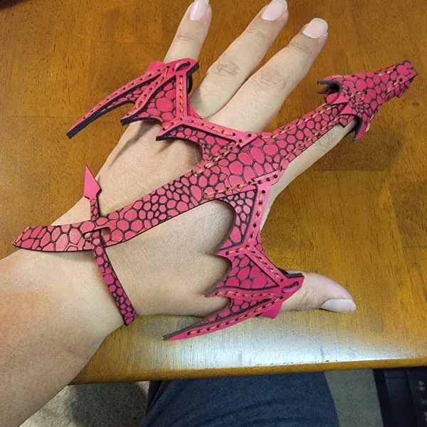 Handmade. Leather Hand Dragon bracelet🐲
