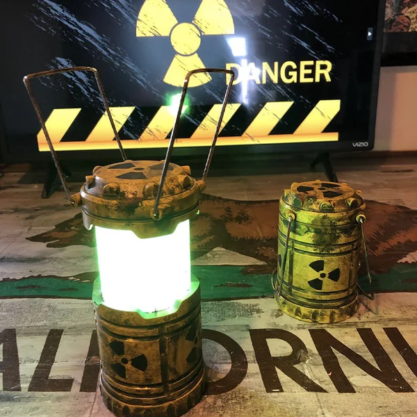 ☣Limited Edition Miniature Nuclear Reactor Lantern/Lamp