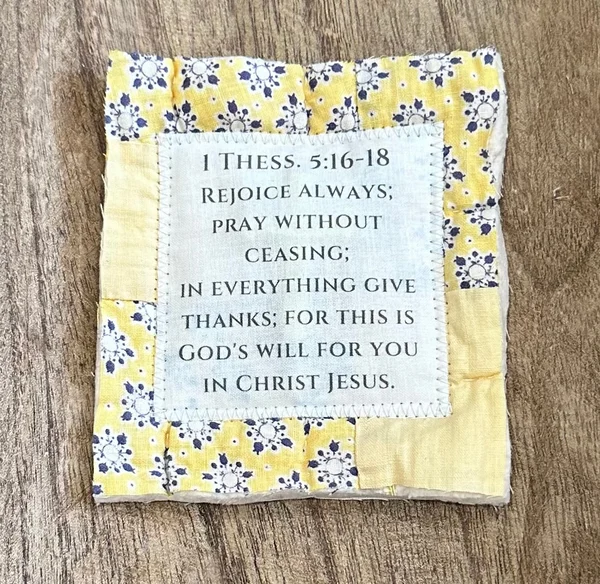 Last Day 49%OFF - Prayer Quilt with cross inside