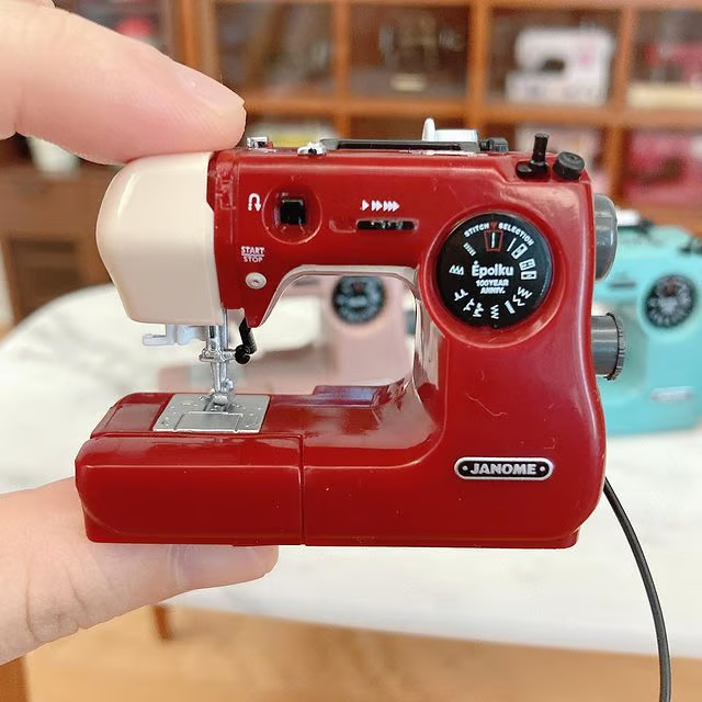 Miniature Diorama Home Appliance Sewing Machine