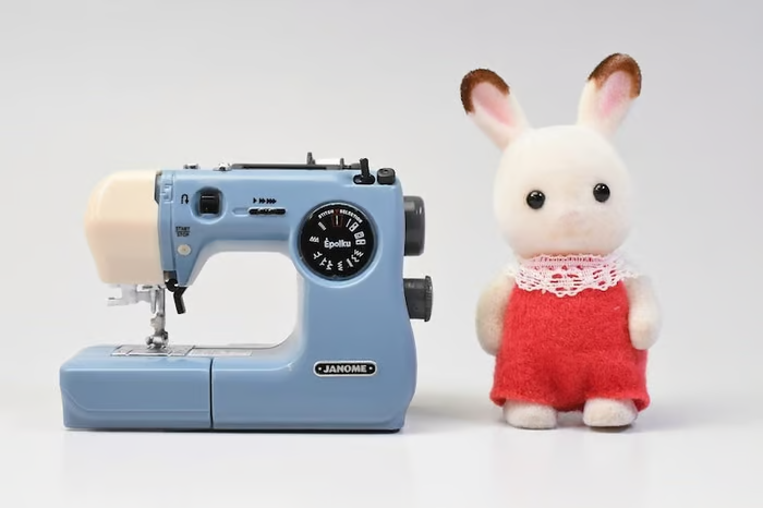 Miniature Diorama Home Appliance Sewing Machine