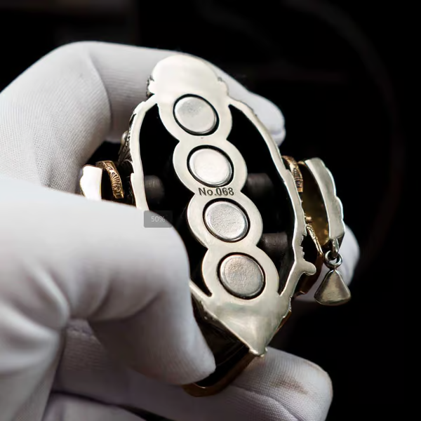 Handmade Metal Mechanical Skull – Magnetic Decoration