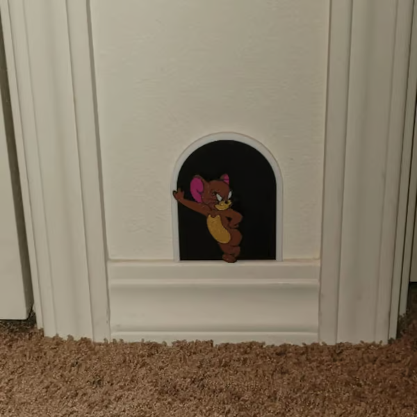 🎅Christmas Hot Sale -🎄Tom and Jerry Decorative Wall Hole