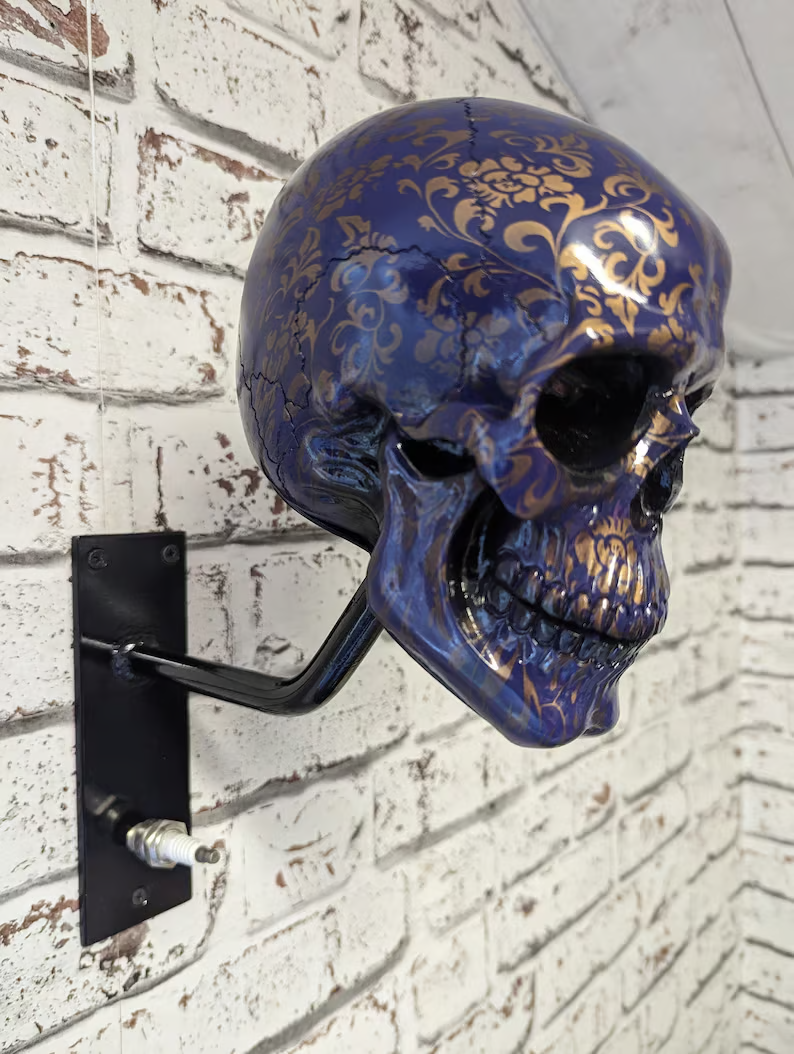 🔥LAST DAY SALE 50% OFF 🏴‍☠️Motorcycle helmet and jacket skull holder🎁BUY 2 FREE SHIPPING