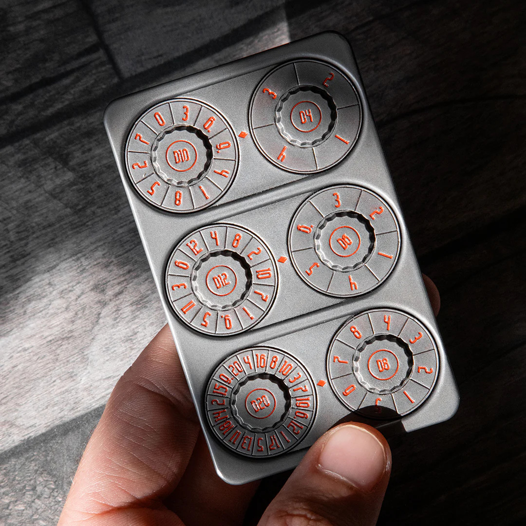 🔥LAST DAY 49% OFF - Portable Metal Spin-Dial Polyhedral Dice