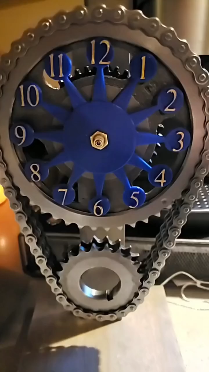 🎄CHRISTMAS BIG SALE - SMALL BLOCK TIMING CHAIN CLOCK, MOTORIZED, ROTATING
