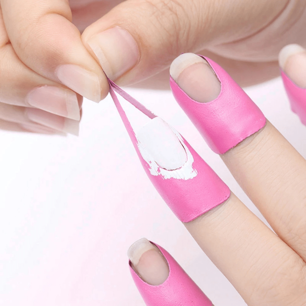 Mess-Free Manicure Magic: Durable, Easy-Apply U-Shape Nail Protector - Flexible, Unscented Latex Polish Barrier
