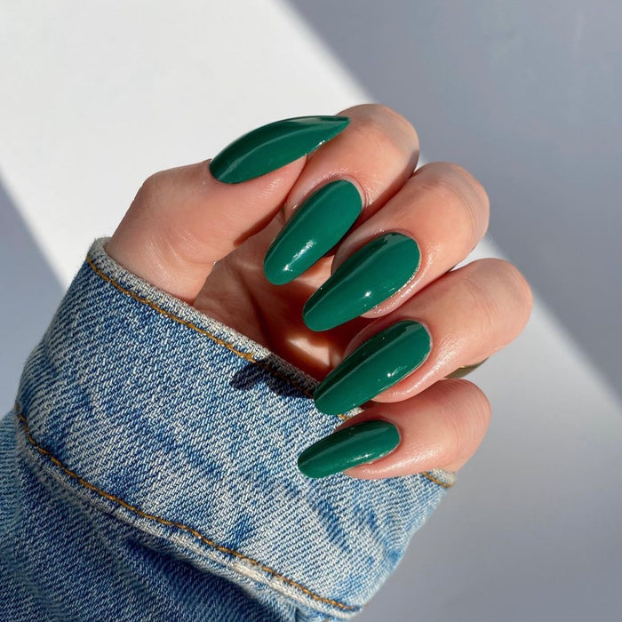 Forest Green Gel Nail Wraps – Deep, Timeless Elegance