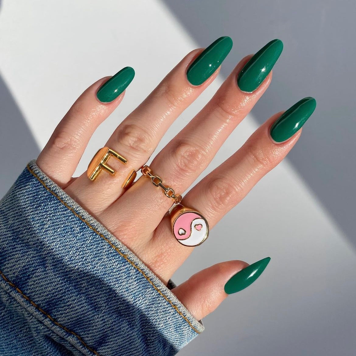 Forest Green Gel Nail Wraps – Deep, Timeless Elegance