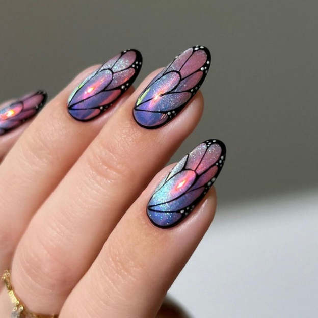 Butterfly Wings Gel Nail Wraps – A Touch of Elegance and Whimsy