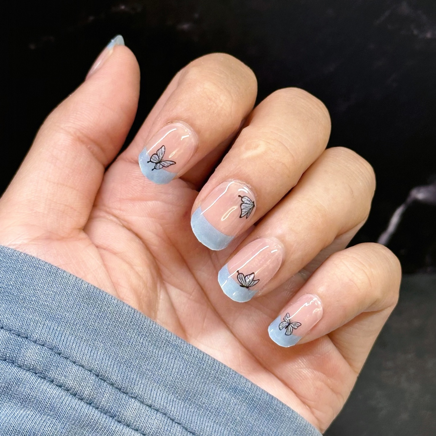 Blue Butterfly Gel Nail Wraps – Elegance in Every Detail
