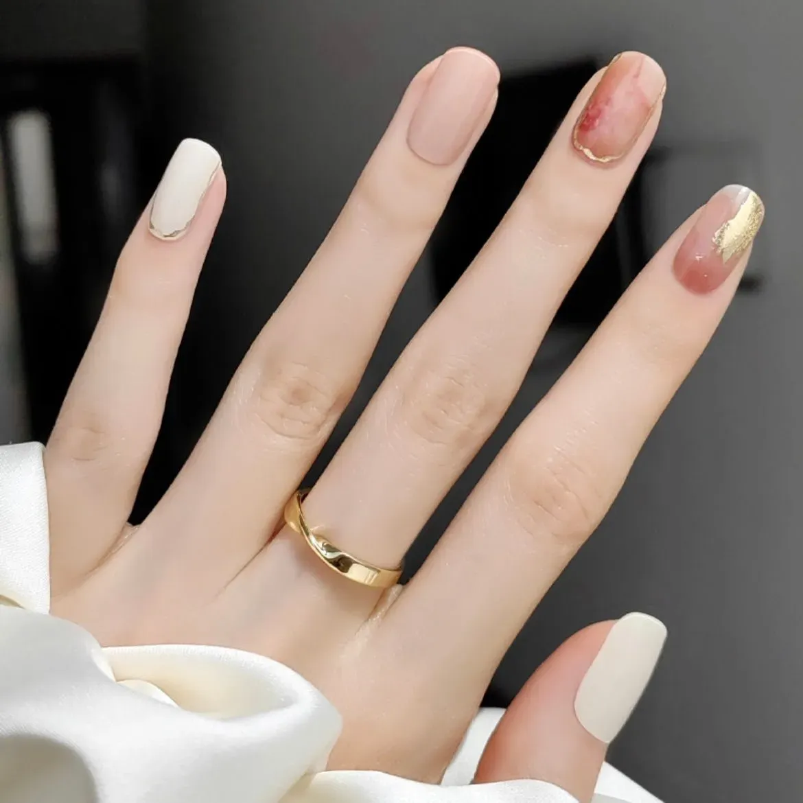 Nude Marble Gel Nail Wraps featuring a sophisticated marble pattern, ideal for creating an elegant and timeless manicure.