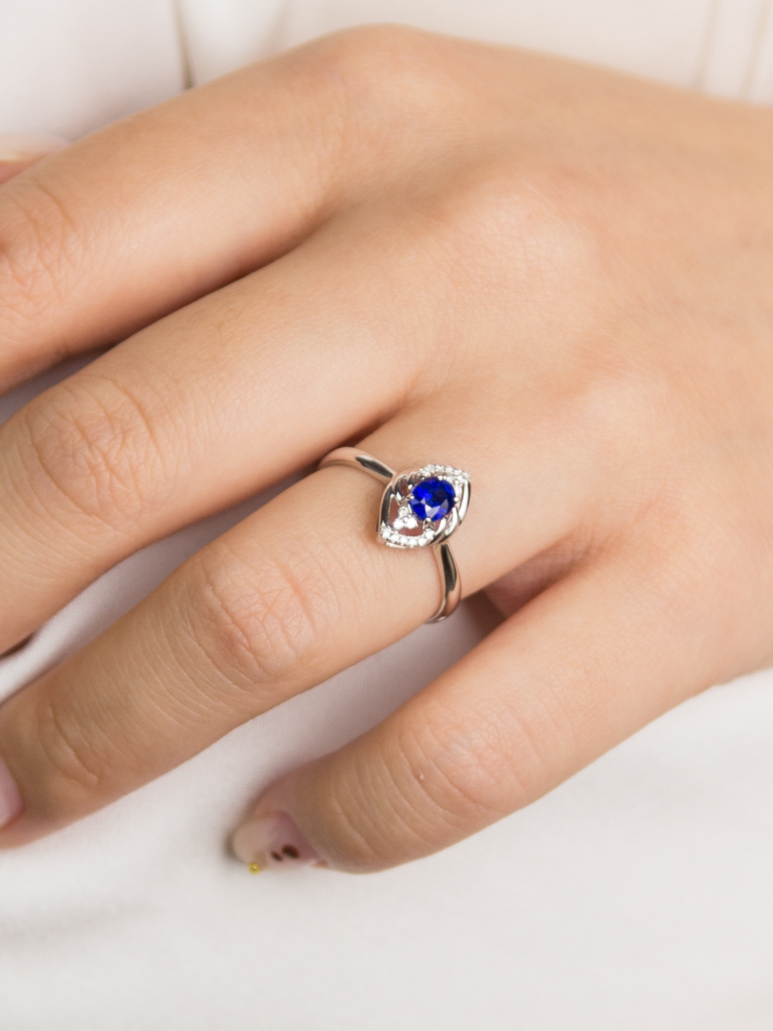 18K White Gold Sapphire and Diamond Ring C2210007874