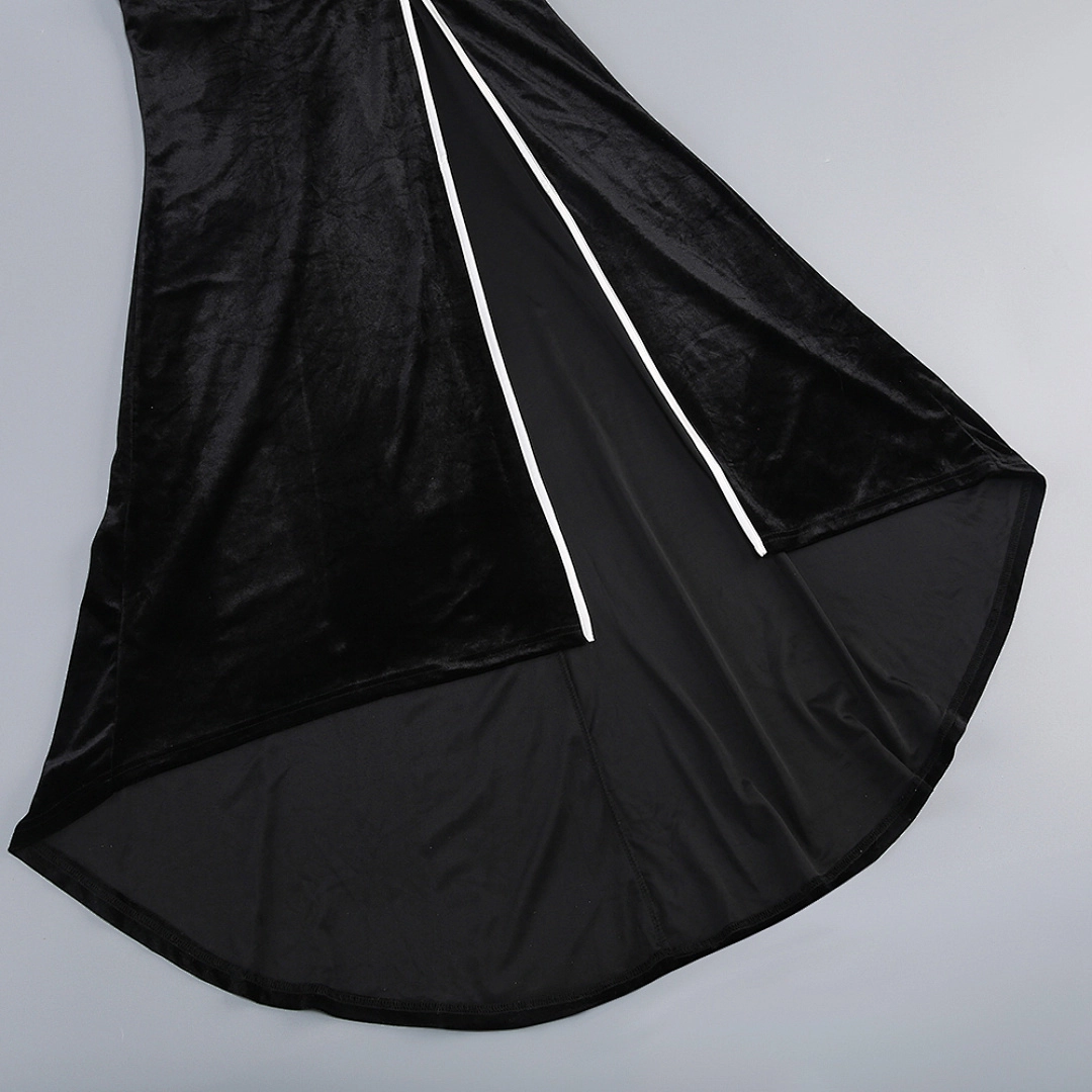 Black Satin Mermaid Evening Gown with Sweetheart Neckline & Beaded Bodice