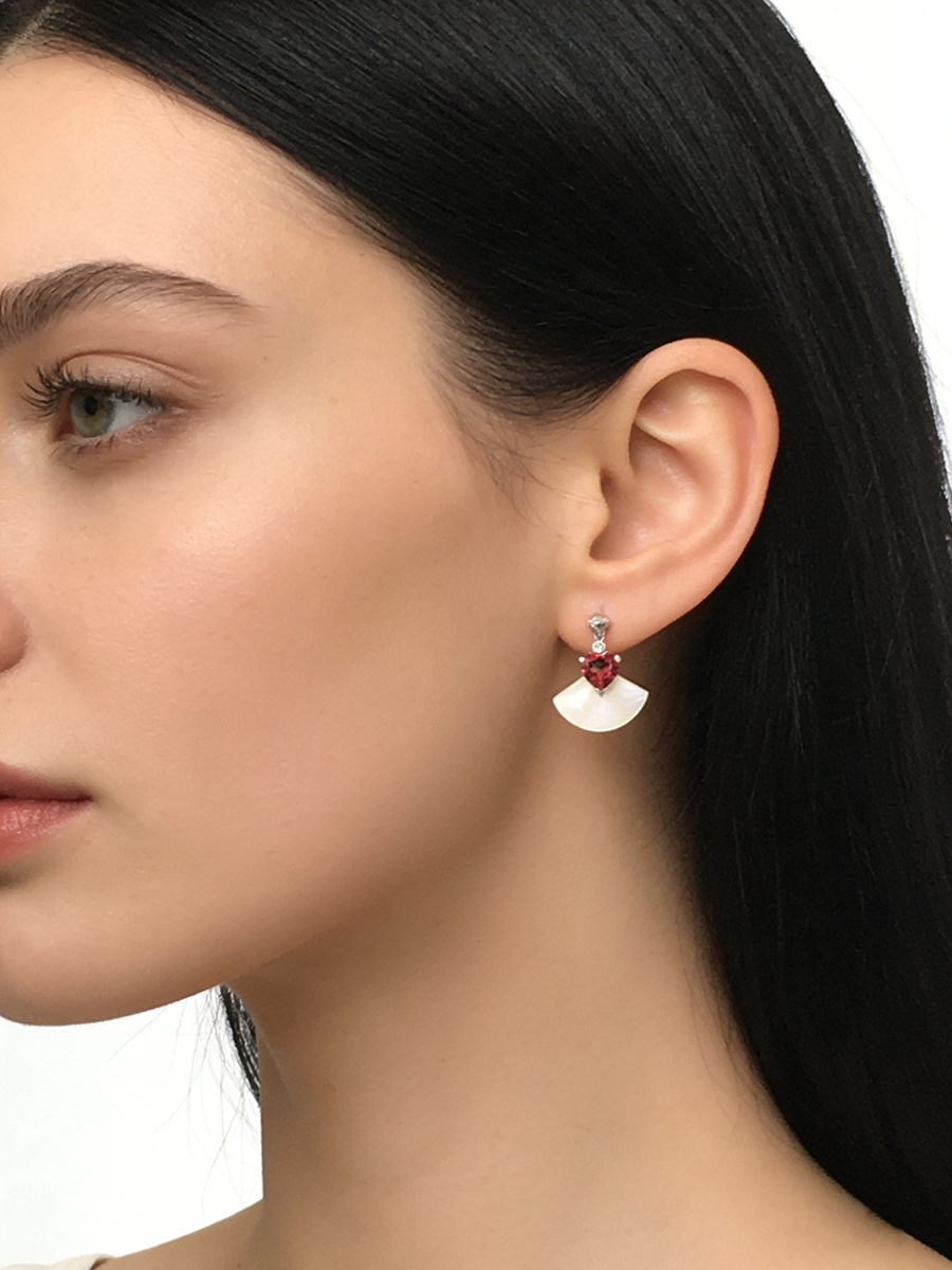 PT950 Platinum Garnet Zircon Earrings