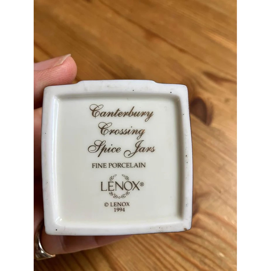 Lenox spice village 1994