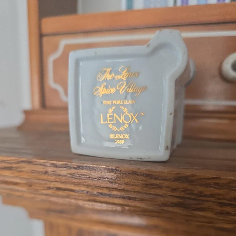 ORIGINAL Lenox Spice Village 1989 COMPLETE 24 Porcelain Jar Set W/ Display Rack