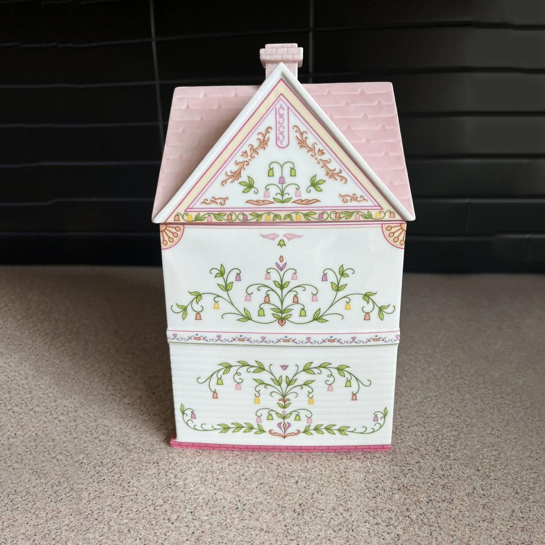 Lenox Spice Village Sugar Cottage Jar Canister 1990 Pink MINT
