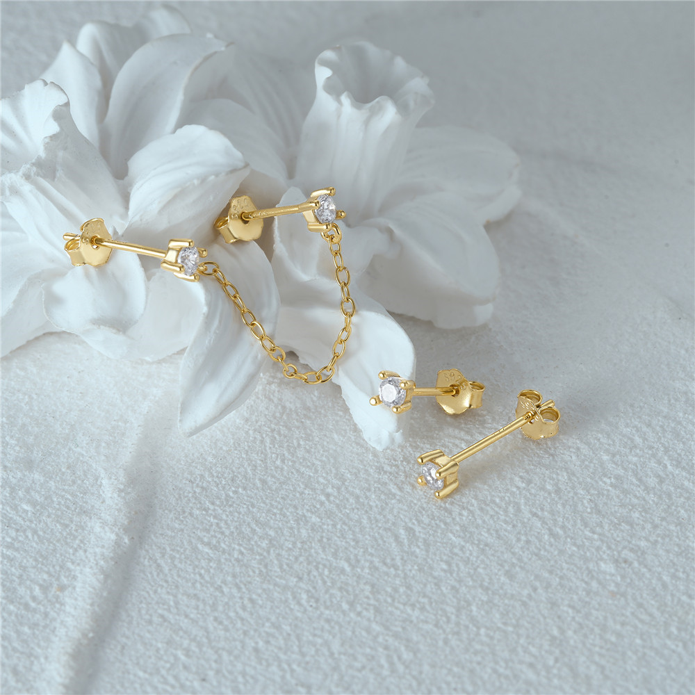 S925 Sterling Silver Stud Earrings Earpiercing with Cubic Zriconia Casual Design