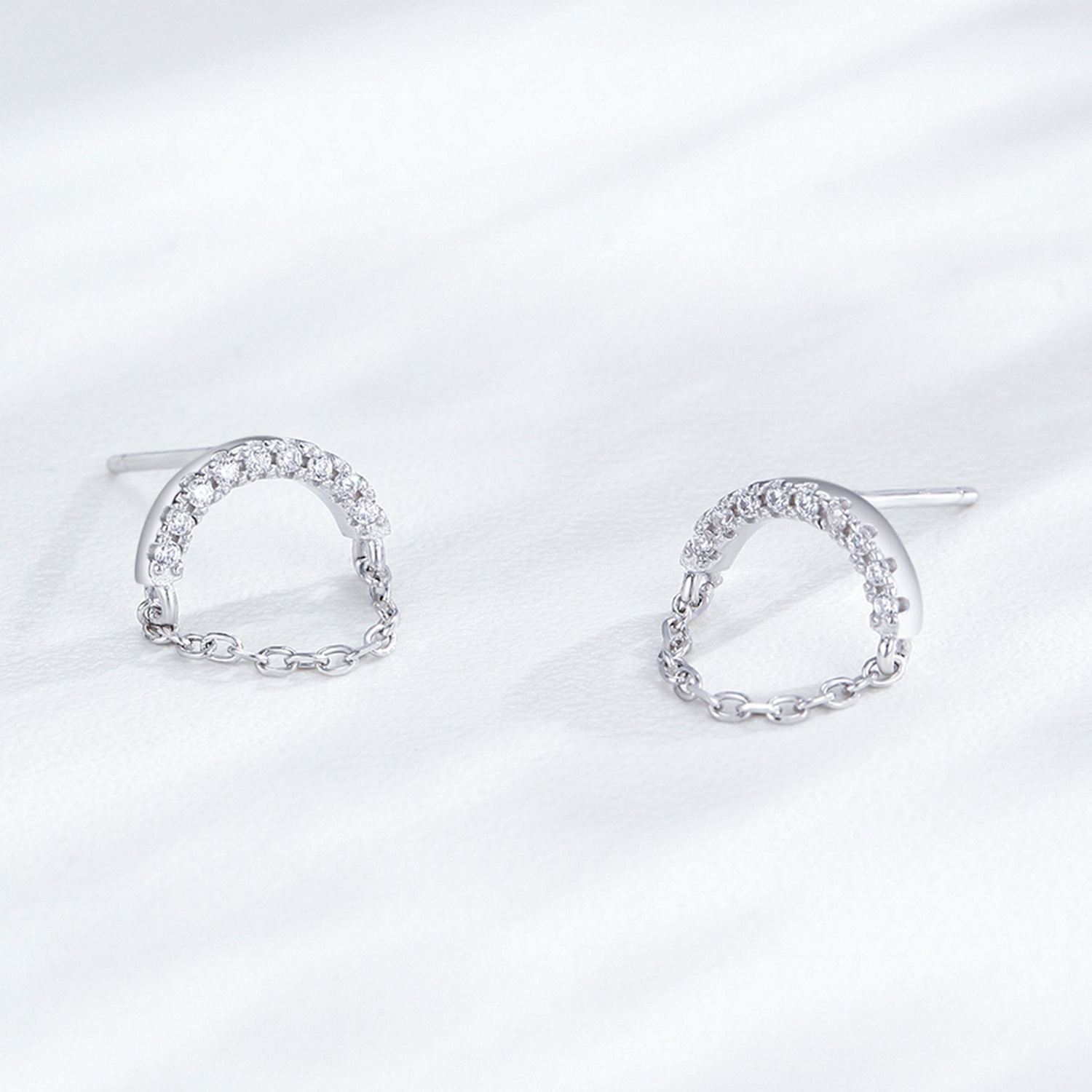 S925 Sterling Silver Stud Earrings Jewelry with Cubic Zirconia Fashion Design for Women