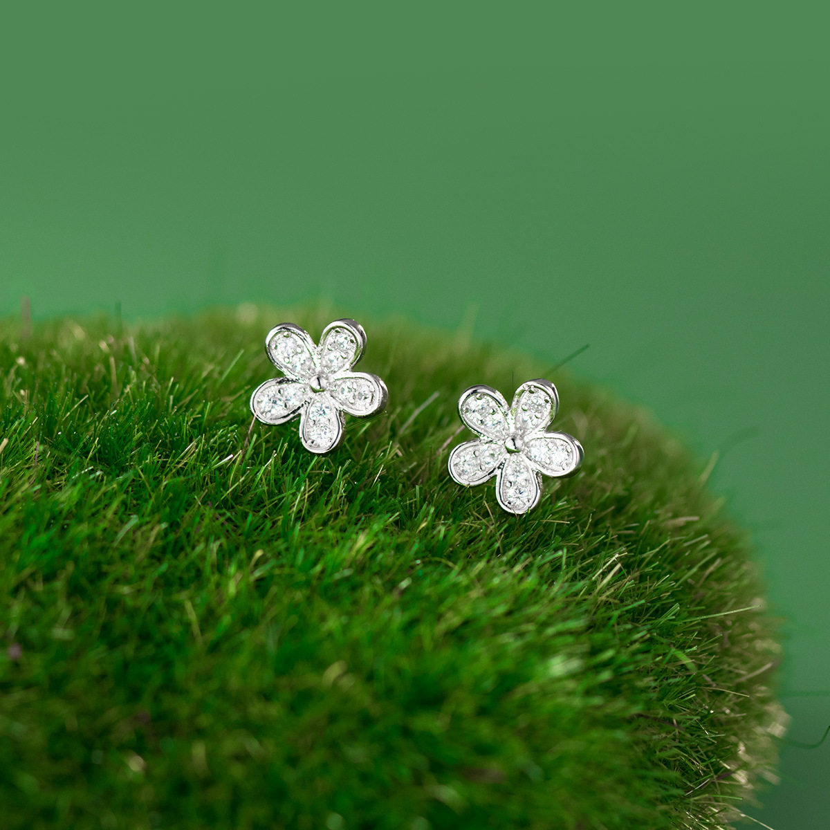 S925 Sterling Silver Stud Earrings Jewelry with Cubic Zirconia Fashion Design for Women