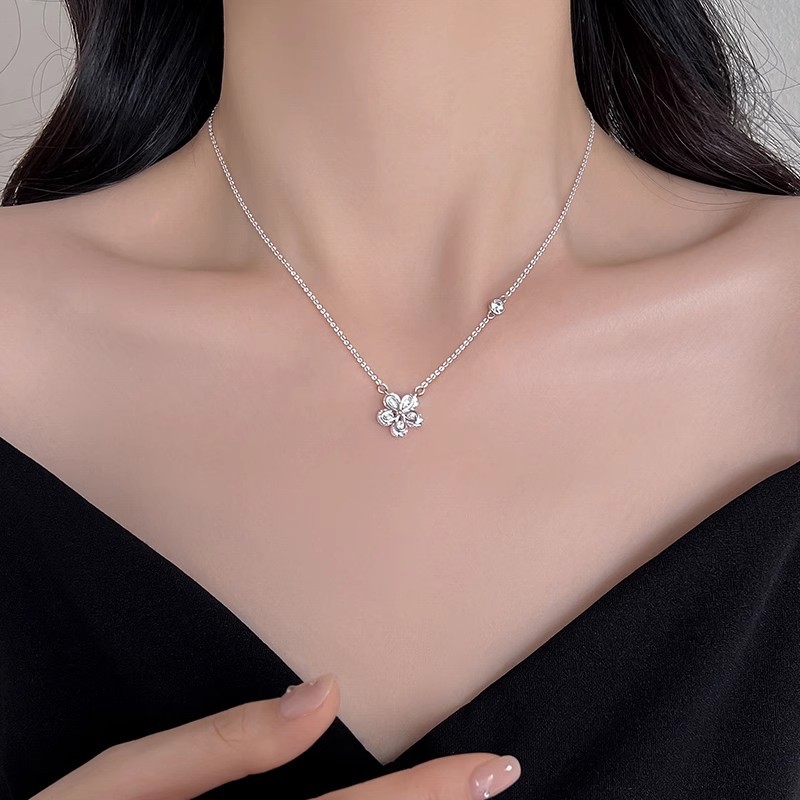S925 Sterling Silver Flower Pendant Necklace Jewelry with Cubic Zirconia Daily Style