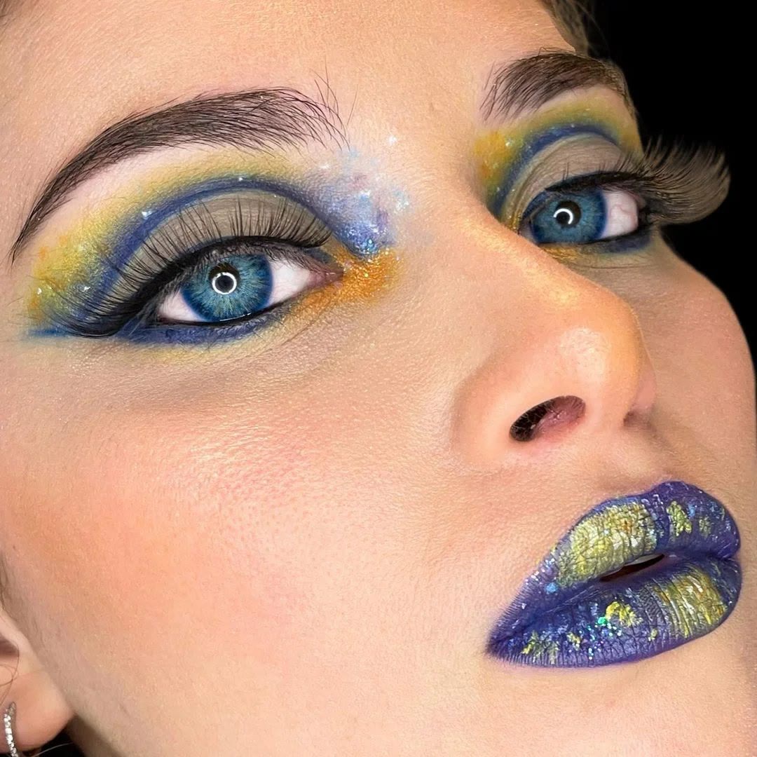 Coleyes New York III Blue Yearly Prescription Colored Contacts - image 8