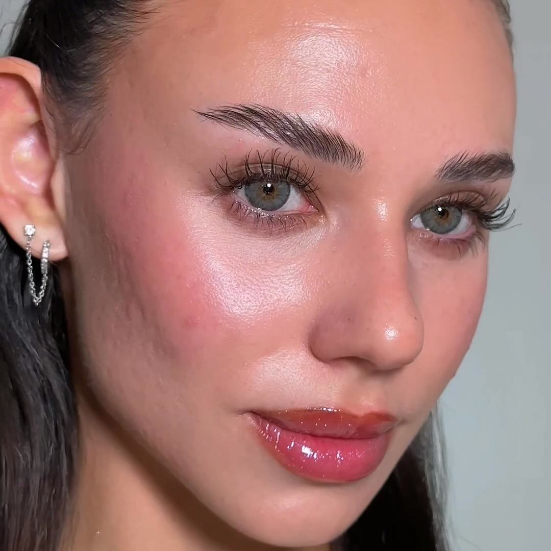 Coleyes Monica Green Small Pupil Yearly Colored Contacts - image 8