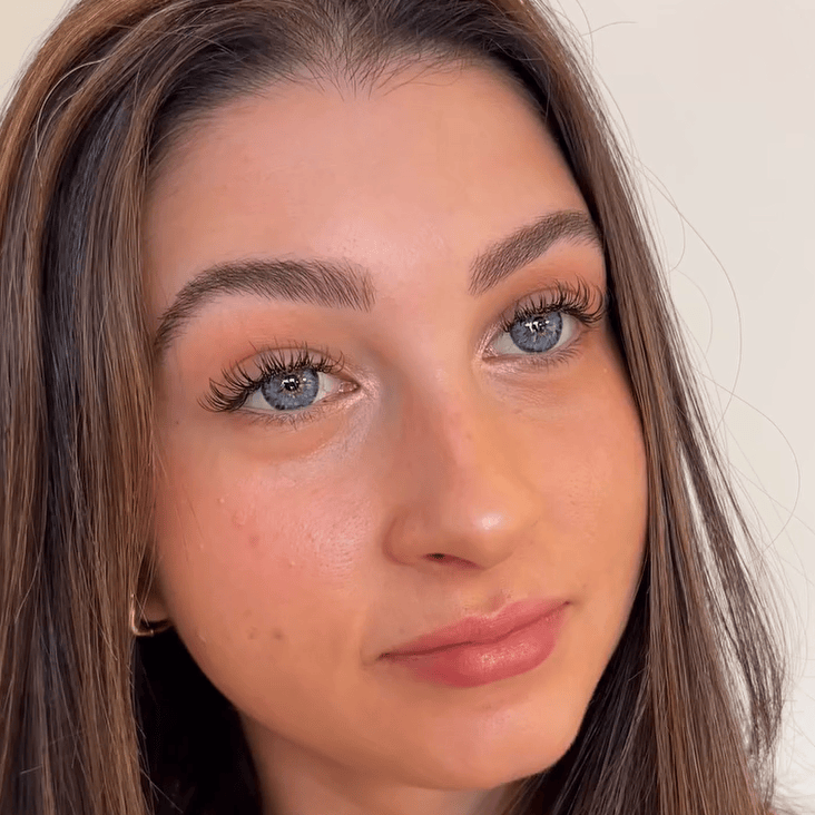 Coleyes Monica Blue Small Pupil Yearly Colored Contacts - image 6