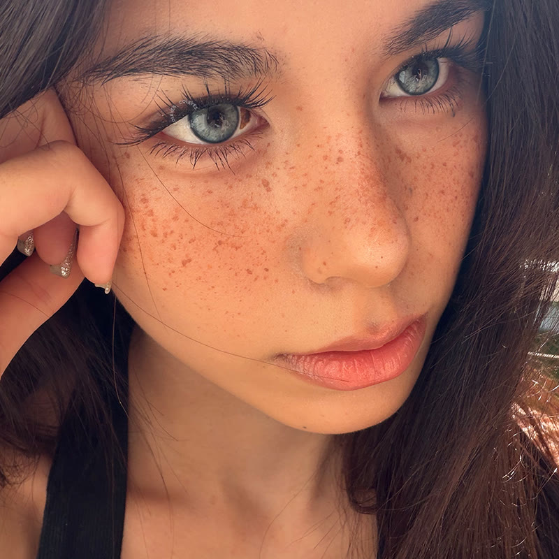 Coleyes Sylvan Blue Colored Contacts - image 3