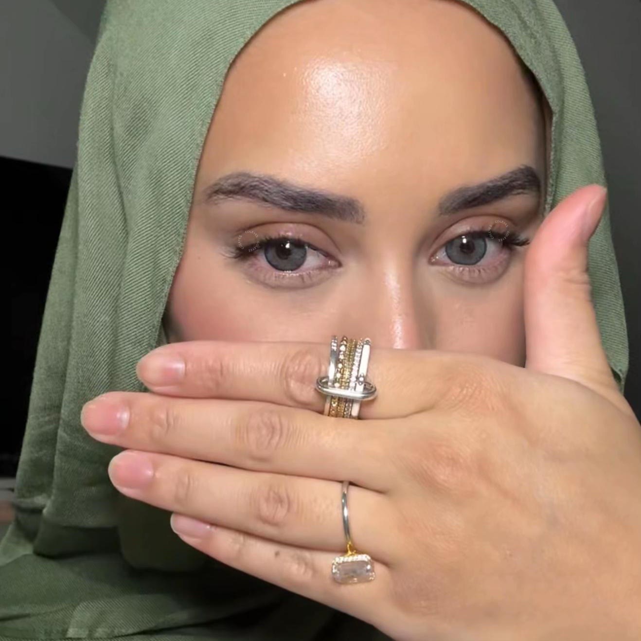 Coleyes Lustre Blue Yearly Colored Contacts - image 3