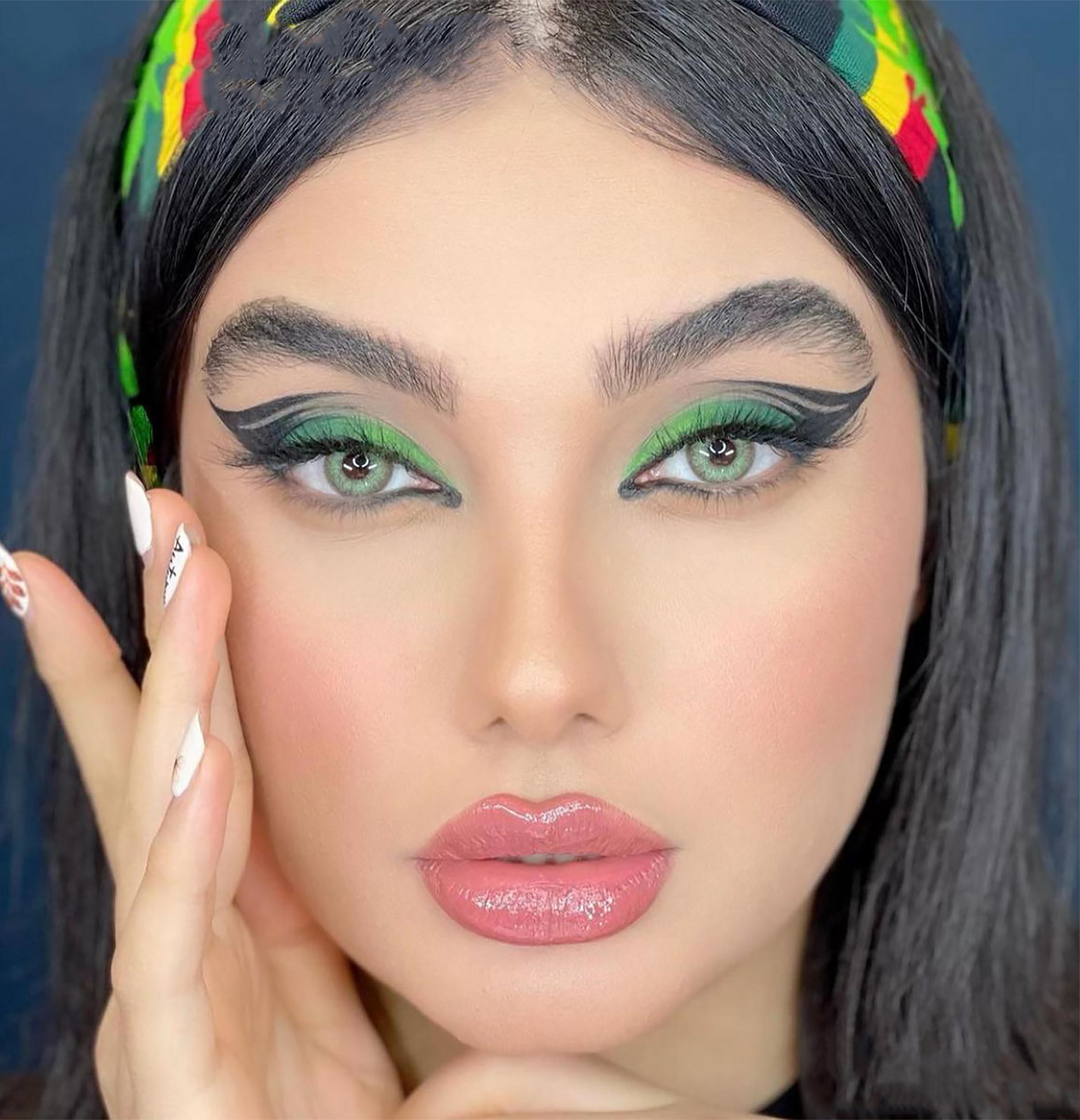 Coleyes Wild Cat Green Yearly Prescription Colored Contacts - image 4