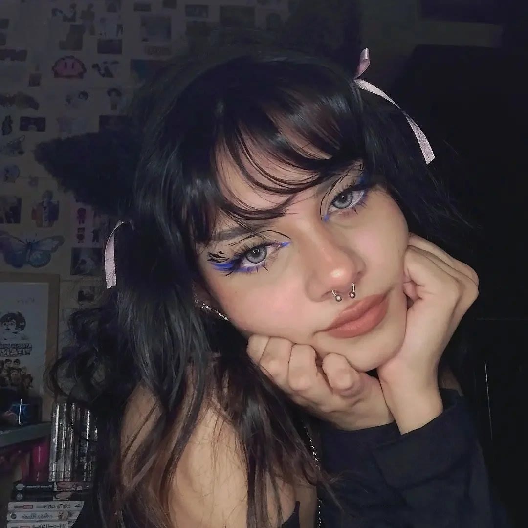 Coleyes Stunna Grey Yearly Prescription Colored Contacts - image 7