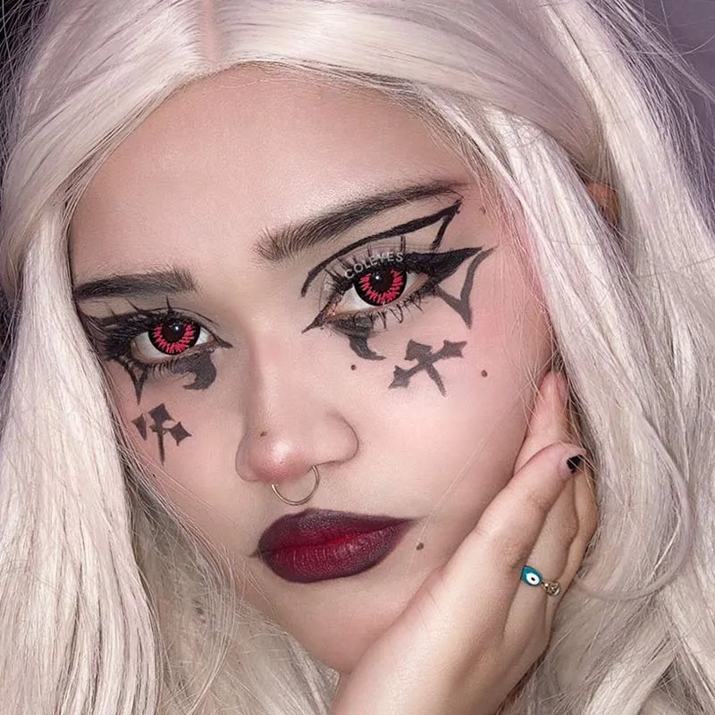 Mastering Realistic Cosplay Eyes: Contacts & Makeup Tricks