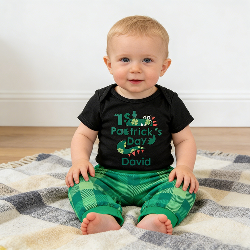 Body Bébé "1st St. Patrick's Day" - Design "Officer Cutie On Active Doodie" - Taille NB-24 (Newborn à 24 Mois) - Neuf Avec étiquettes