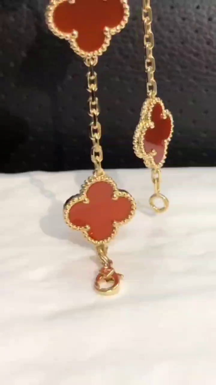 Vintage Alhambra bracelet