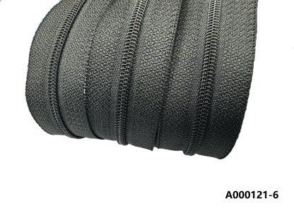Custom Long Chain Nylon Zipper Roll Factory European Wholesale Price