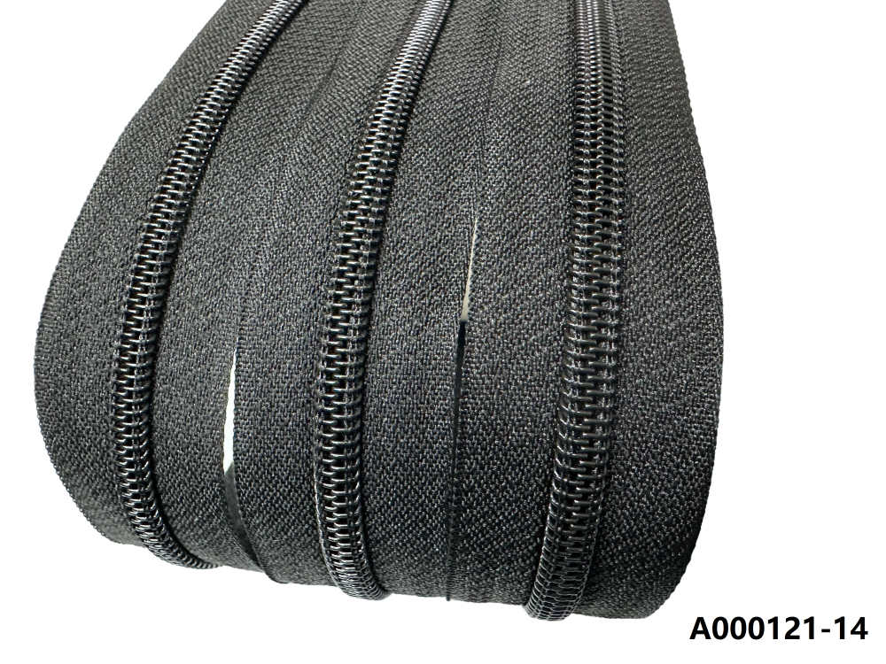 Custom Long Chain Nylon Zipper Roll Factory European Wholesale Price