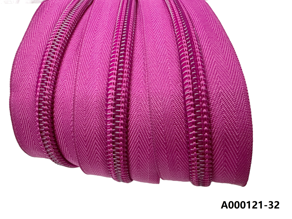 Custom Long Chain Nylon Zipper Roll Factory European Wholesale Price