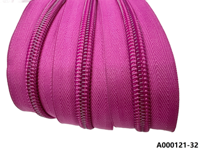 Custom Long Chain Nylon Zipper Roll Factory European Wholesale Price