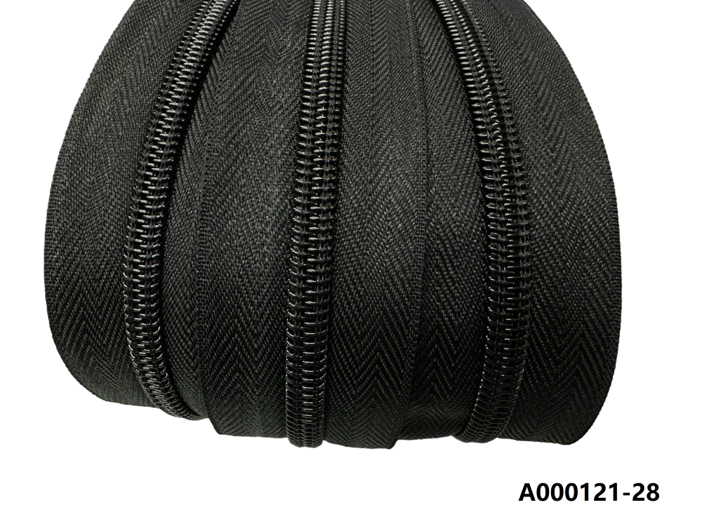 Custom Long Chain Nylon Zipper Roll Factory European Wholesale Price