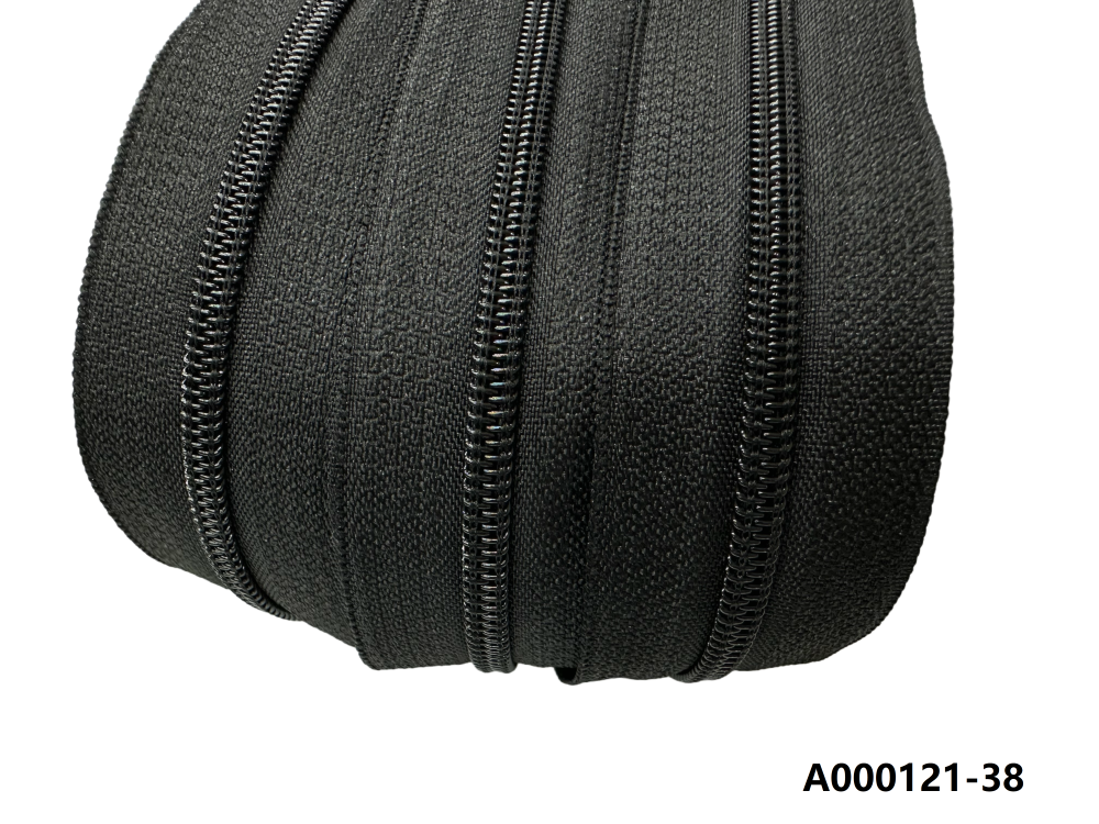 Custom Long Chain Nylon Zipper Roll Factory European Wholesale Price
