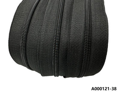 Custom Long Chain Nylon Zipper Roll Factory European Wholesale Price