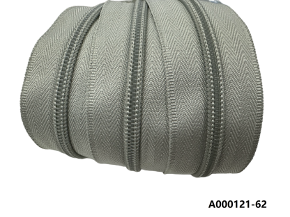 Custom Long Chain Nylon Zipper Roll Factory European Wholesale Price