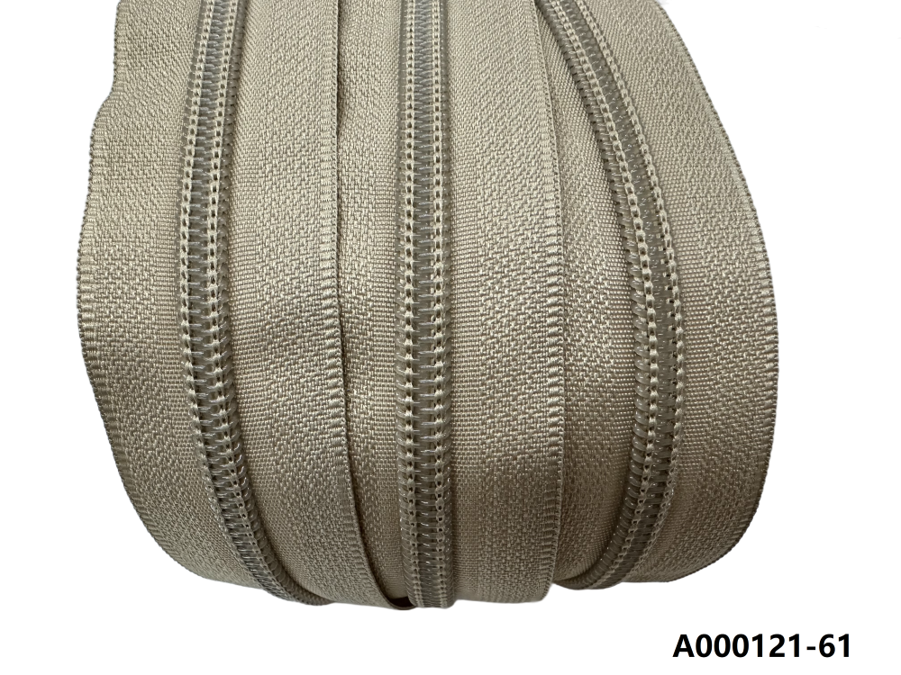 Custom Long Chain Nylon Zipper Roll Factory European Wholesale Price
