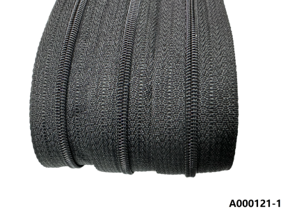 Custom Long Chain Nylon Zipper Roll Factory European Wholesale Price