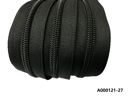 Custom Long Chain Nylon Zipper Roll Factory European Wholesale Price