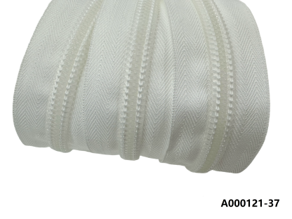 Custom Long Chain Nylon Zipper Roll Factory European Wholesale Price