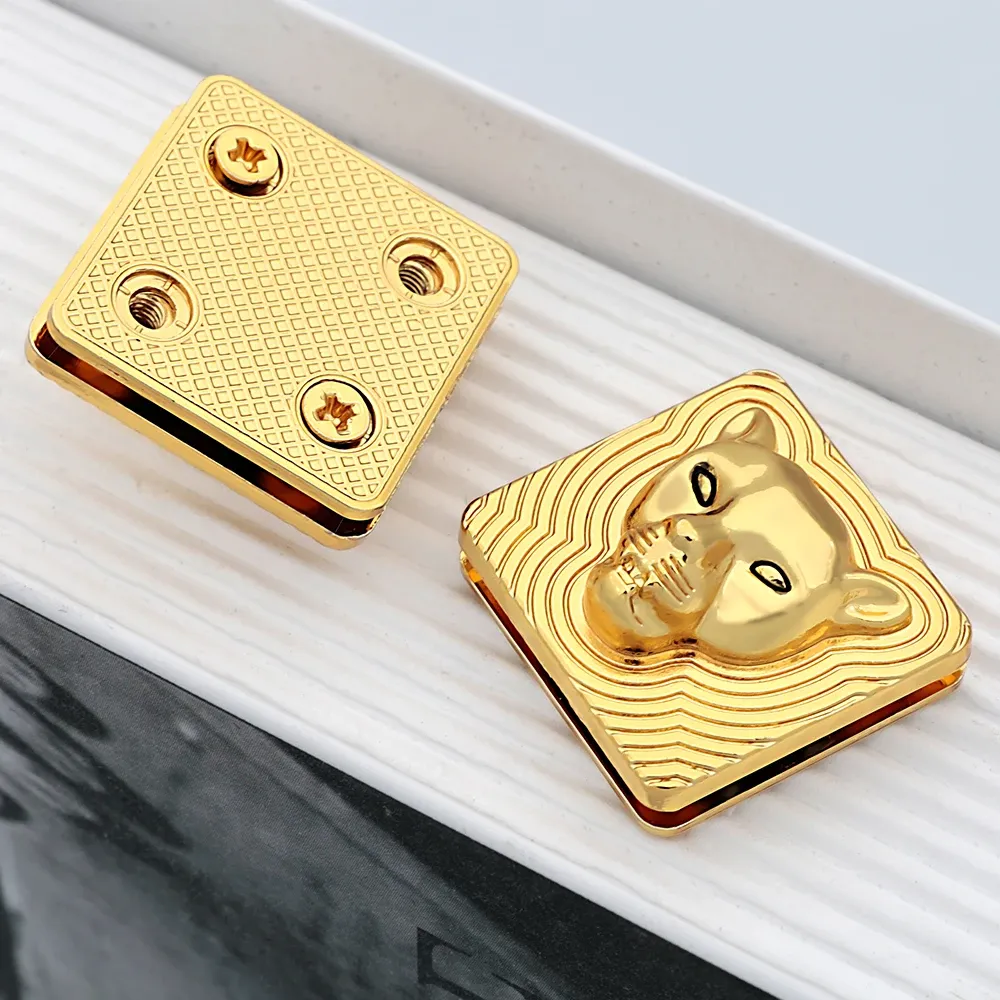 Hot sale custom logo Crochet Accessories For Bags die casting metal bag accessories decoration parts for bag making hardware