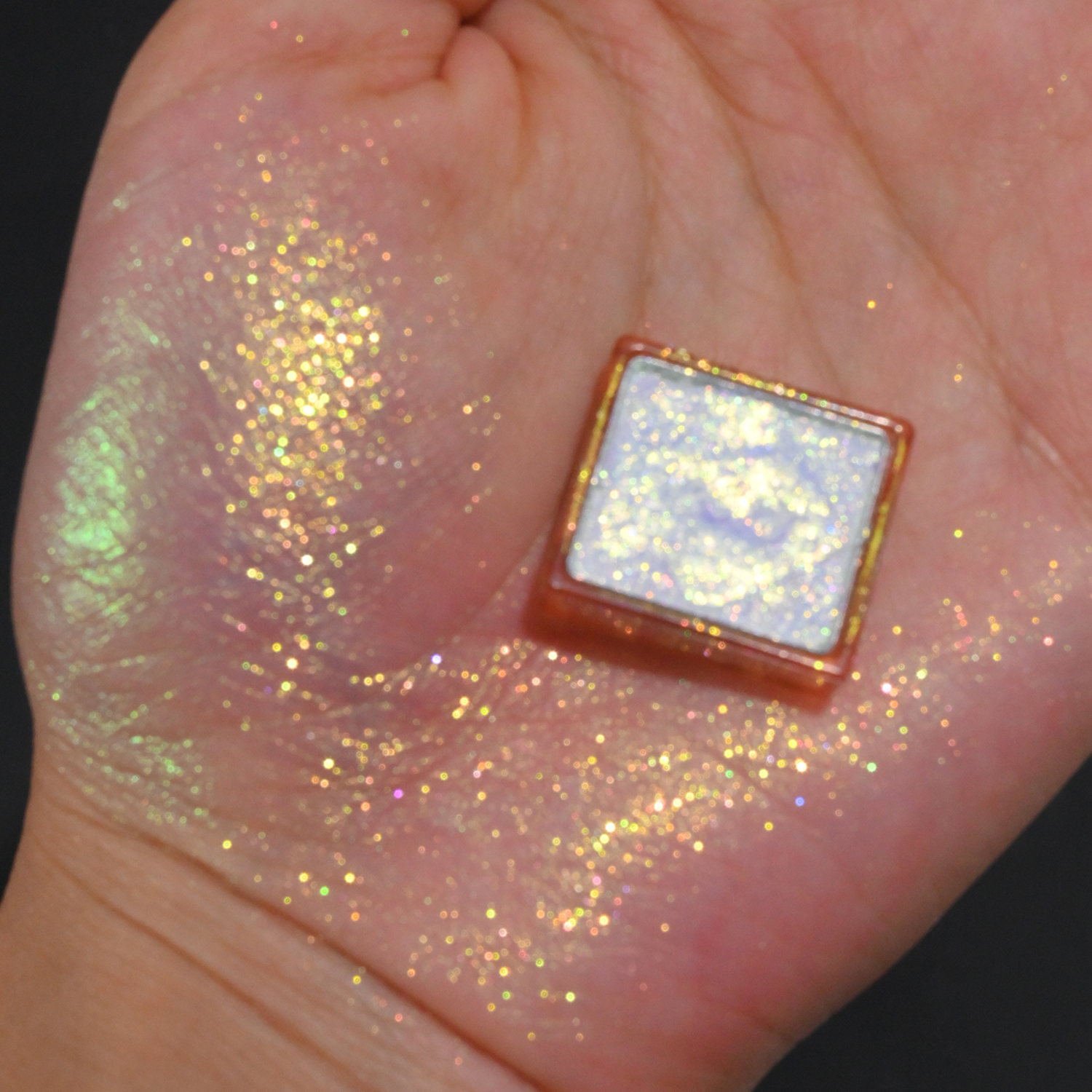 Frozen Starlight | Pigmented Multichrome Eyeshadow